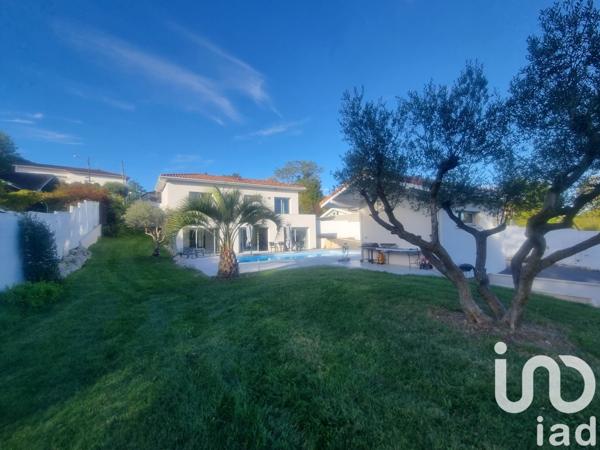 Maison d’architecte 5 pièces de 150 m² à Foulayronnes (47510)