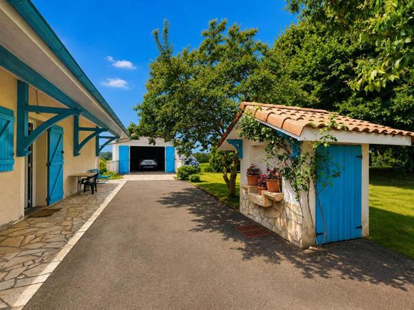 Maison 127 m2 - Dépendances - Garage - Terrain 3514m²