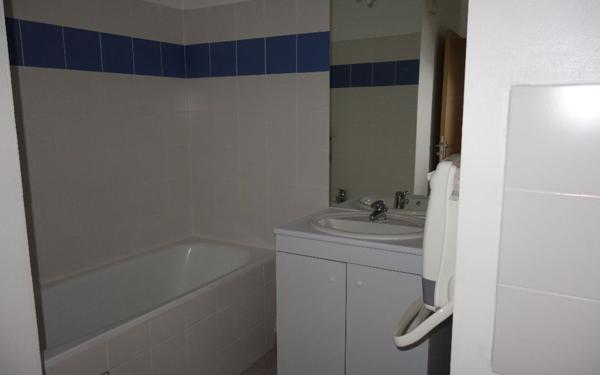 Appartement à louer    4 pièces •  Avignon