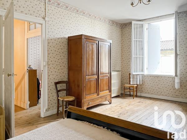 House for sale 5 rooms 130 m² Castillon-la-Bataille