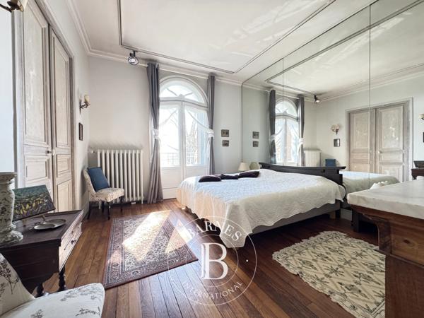 Orléans, Maison de ville 5 Chambres -  266 m² à vendre