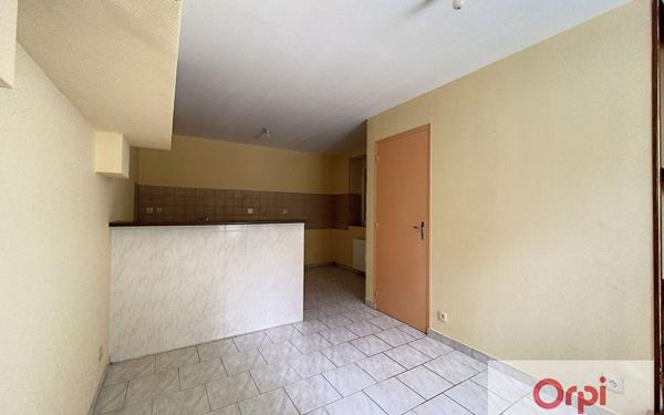 Maison à louer    2 pièces • 33,25 m2 Parsac