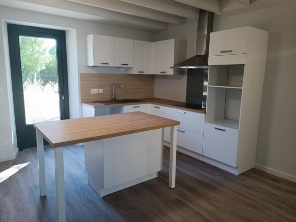 MAISON DE TYPE 5 AVEC JARDIN - Treville (11400)