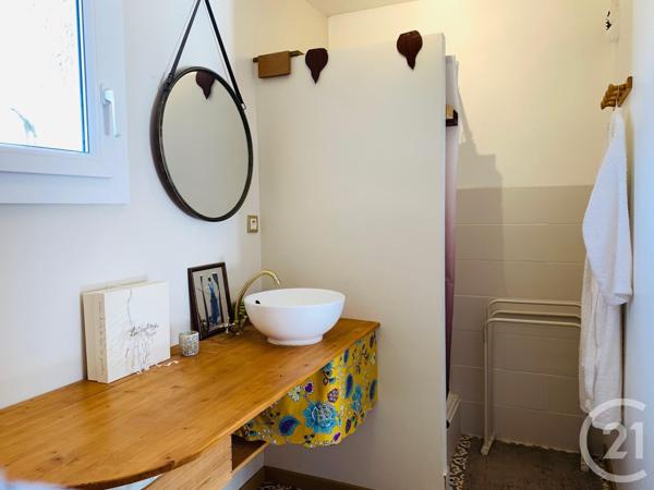 Appartement à vendre  3 pièces - 109 m2 MONTLAUX - 04