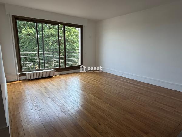 Location Appartement 4 pièces 123 m² - Saint-cloud 92210