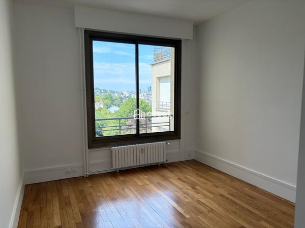 Location Appartement 4 pièces 123 m² - Saint-cloud 92210
