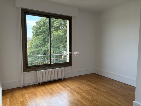 Location Appartement 4 pièces 123 m² - Saint-cloud 92210