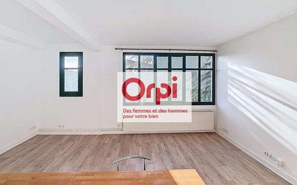 Appartement à vendre    4 pièces • 101,10 m2 Issy-les-Moulineaux