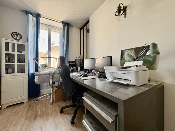 Appartement
         4 pièces
        - 133 m² Exclusivité 259 000 € *