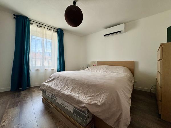 Appartement
         4 pièces
        - 133 m² Exclusivité 259 000 € *