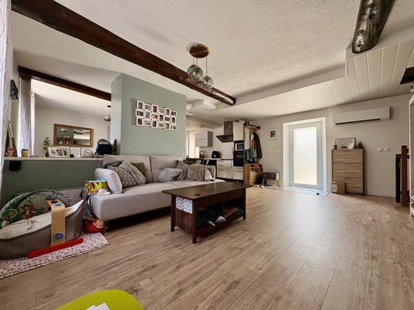 Appartement
         4 pièces
        - 133 m² Exclusivité 259 000 € *