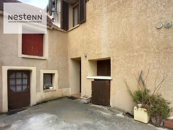 Acheter en Essonne - Maison 3 chambres - 10mn à pied des écoles élémentaires - Collège et lycée proche - calme - dépendance - 40 mn de Paris RER C - Accès N20 - N104 - A10 - DPE D