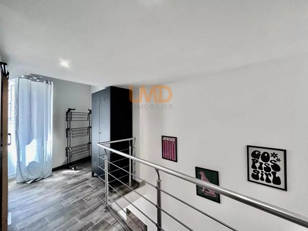 Maison DE Village, Traversante, Calme, Lumineux