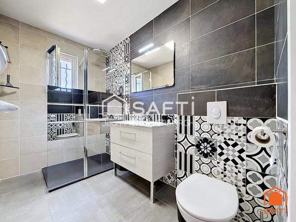 Villa de 114m² sur 1609m² de terrain avec piscine