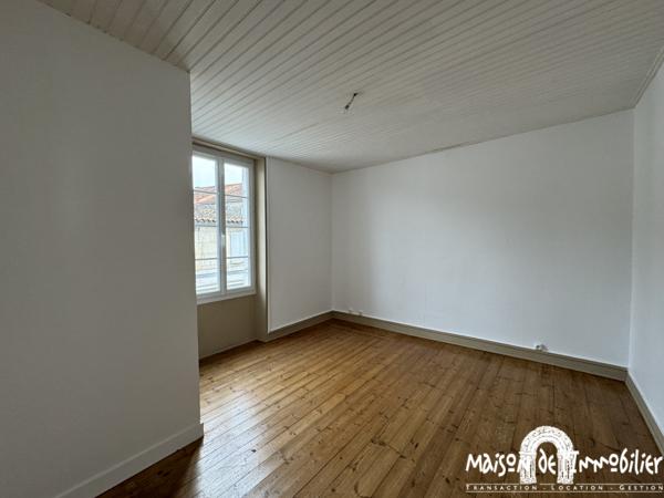 Location Maison de ville - 5 pièces - 99m² - JARNAC