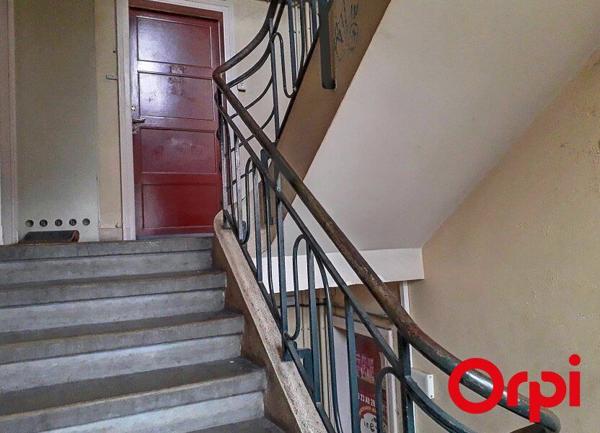 Appartement à vendre    3 pièces • 51 m2 Montluçon