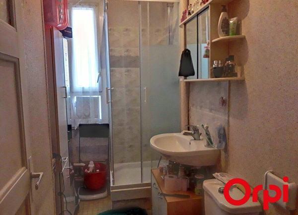 Appartement à vendre    3 pièces • 51 m2 Montluçon