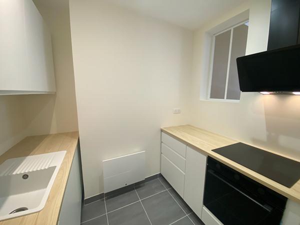 Appartement T2 bis hyper centre ville hôtel particulier + cave