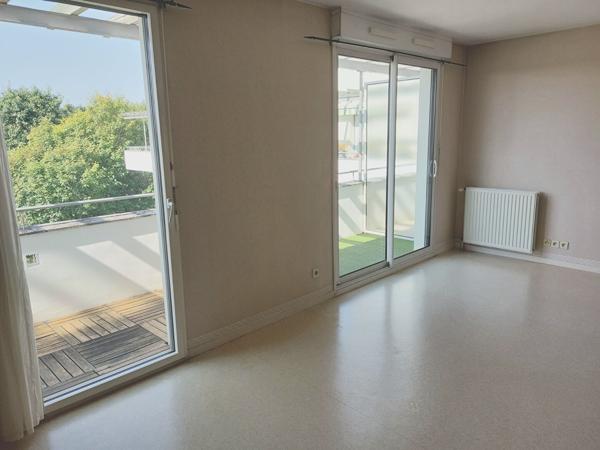 Appartement Carquefou / La Fleuriaye - T3 avec balcon & garage