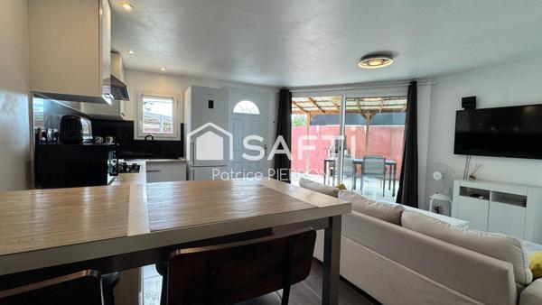 Le Crès – Maison avec piscine et 2 appartements