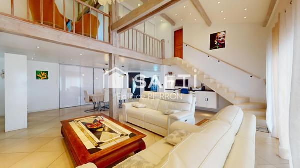 Le Crès – Maison avec piscine et 2 appartements