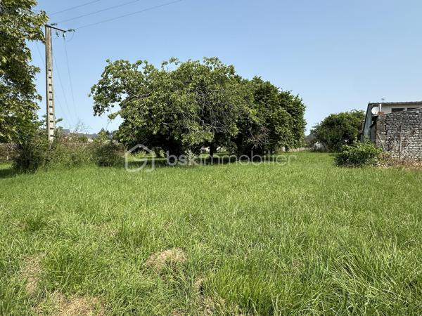 Terrain de 2 750 m²