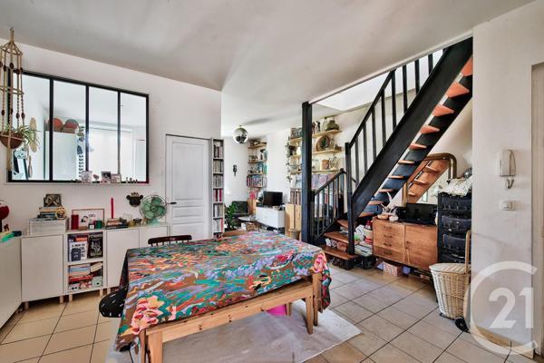 Appartement T3 à vendre  3 pièces - 61,68 m2 SATHONAY CAMP - 69