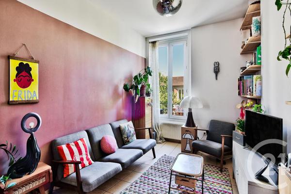 Appartement T3 à vendre  3 pièces - 61,68 m2 SATHONAY CAMP - 69