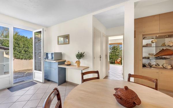 Maison à vendre    7 pièces • 152 m2 Saint-Jeannet