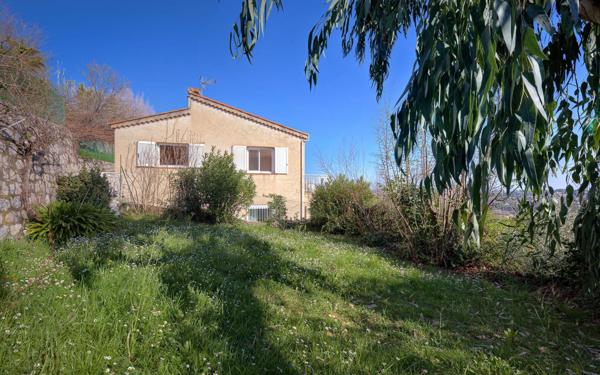 Maison à vendre    7 pièces • 152 m2 Saint-Jeannet