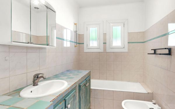 Maison à vendre    7 pièces • 152 m2 Saint-Jeannet