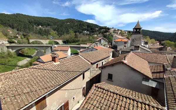 Maison à vendre    5 pièces •  Le Collet-de-Dèze