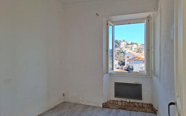 Maison à vendre    5 pièces •  Le Collet-de-Dèze