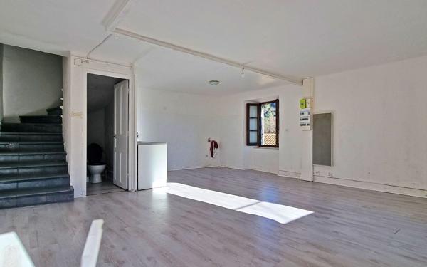 Maison à vendre    5 pièces •  Le Collet-de-Dèze