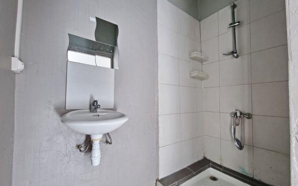 Maison à vendre    5 pièces •  Le Collet-de-Dèze