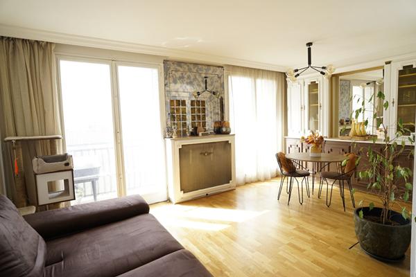 T3  avec balcon proche métro A