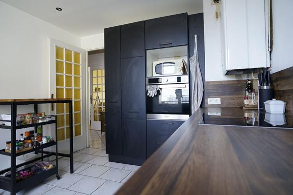 T3  avec balcon proche métro A