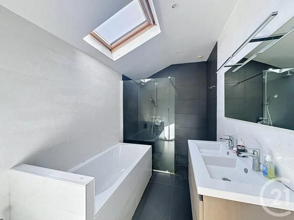 Maison à vendre  7 pièces - 177 m 2   CHATOU  - 78
