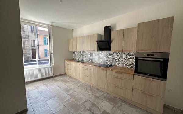 Maison à louer    4 pièces •  Revigny-sur-Ornain