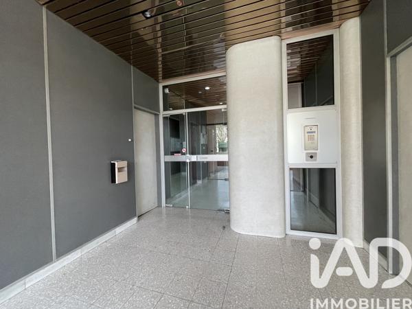 Location appartement 2 pièces 57 m² Pantin