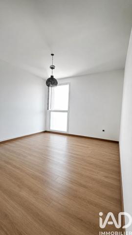 Location appartement 3 pièces 55 m² Saulx-les-Chartreux