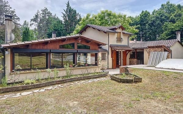 Maison à vendre    5 pièces •  Prigonrieux