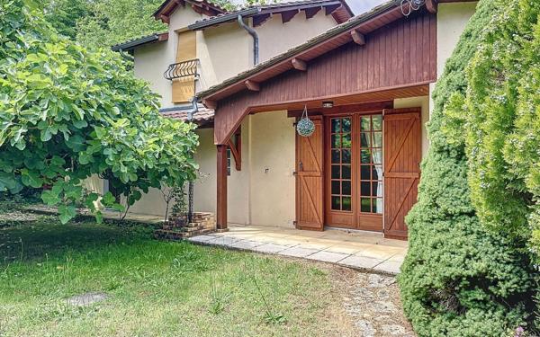 Maison à vendre    5 pièces •  Prigonrieux