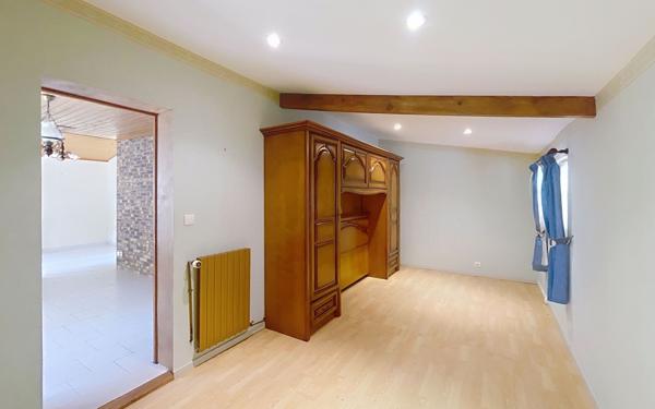 Maison à vendre    5 pièces •  Prigonrieux