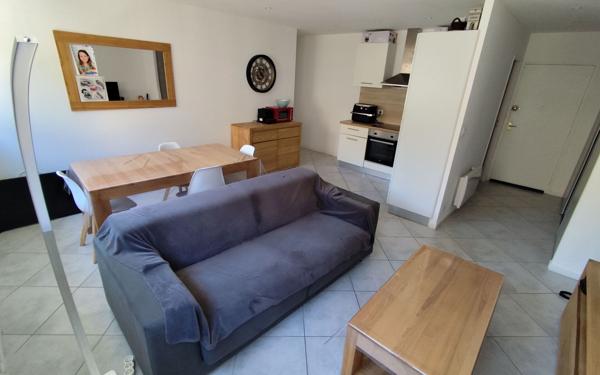 Appartement à vendre    3 pièces • 62 m2 Avignon