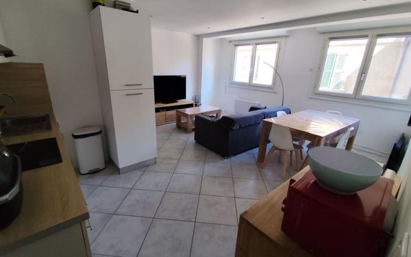 Appartement à vendre    3 pièces • 62 m2 Avignon