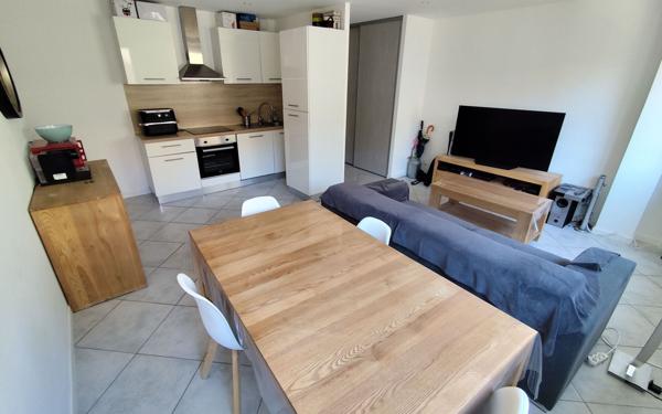 Appartement à vendre    3 pièces • 62 m2 Avignon