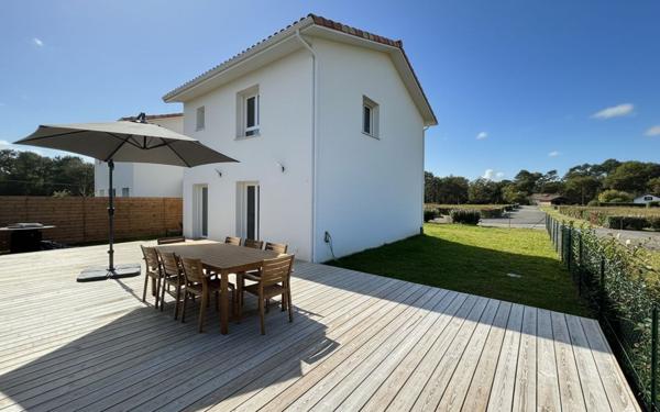 Maison à vendre    5 pièces • 93 m2 Saubion