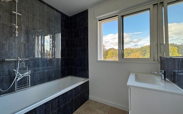 Maison à vendre    5 pièces • 93 m2 Saubion