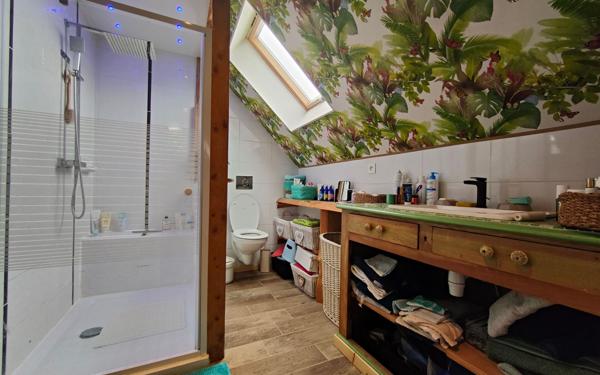 Maison à vendre    3 pièces • 162 m2 Le Merzer